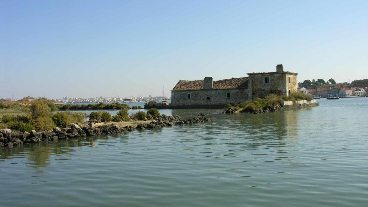 Legendary Bay Apartamento Tematico Daire Seixal  Dış mekan fotoğraf
