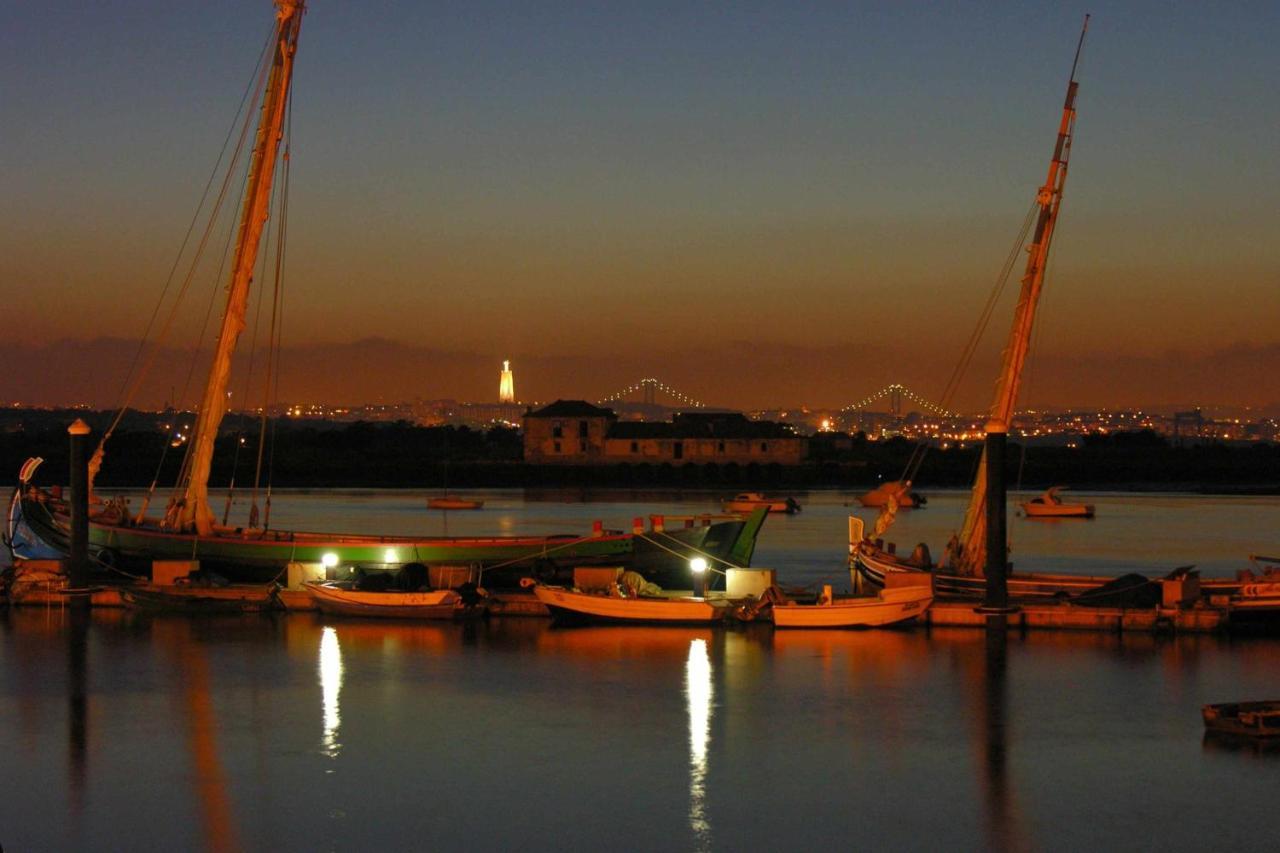 Legendary Bay Apartamento Tematico Daire Seixal  Dış mekan fotoğraf